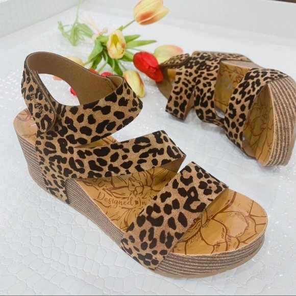 Blowfish Shoes - LAST! Blowfish KEEP IT GOING LEOPARD WEDGE SANDALS
